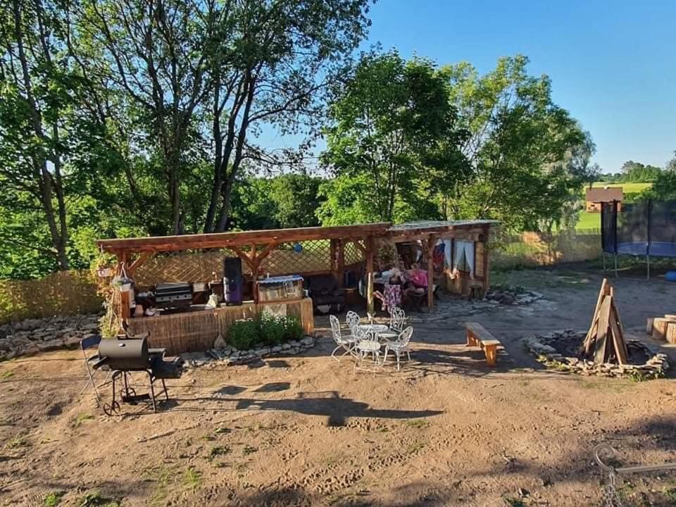 B&B Rando & Kaerdi Juures Oue Lyuganuse Buitenkant foto