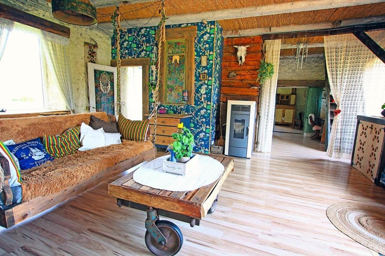 B&B Rando & Kaerdi Juures Oue Lyuganuse Buitenkant foto