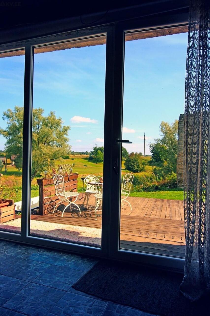 B&B Rando & Kaerdi Juures Oue Lyuganuse Buitenkant foto